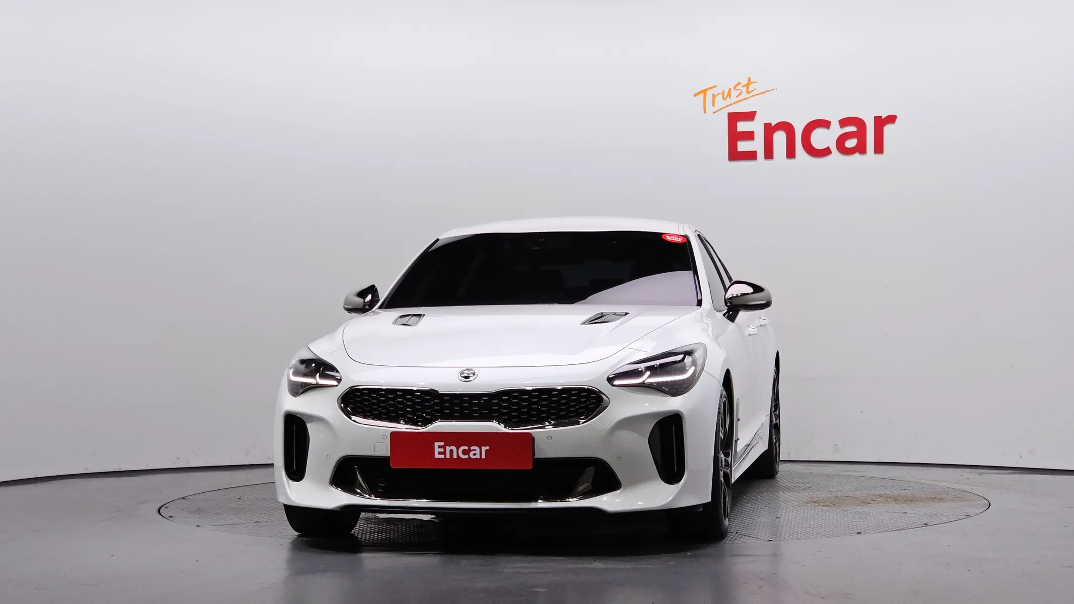 Kia Stinger 3.3 AWD 2019 2/5