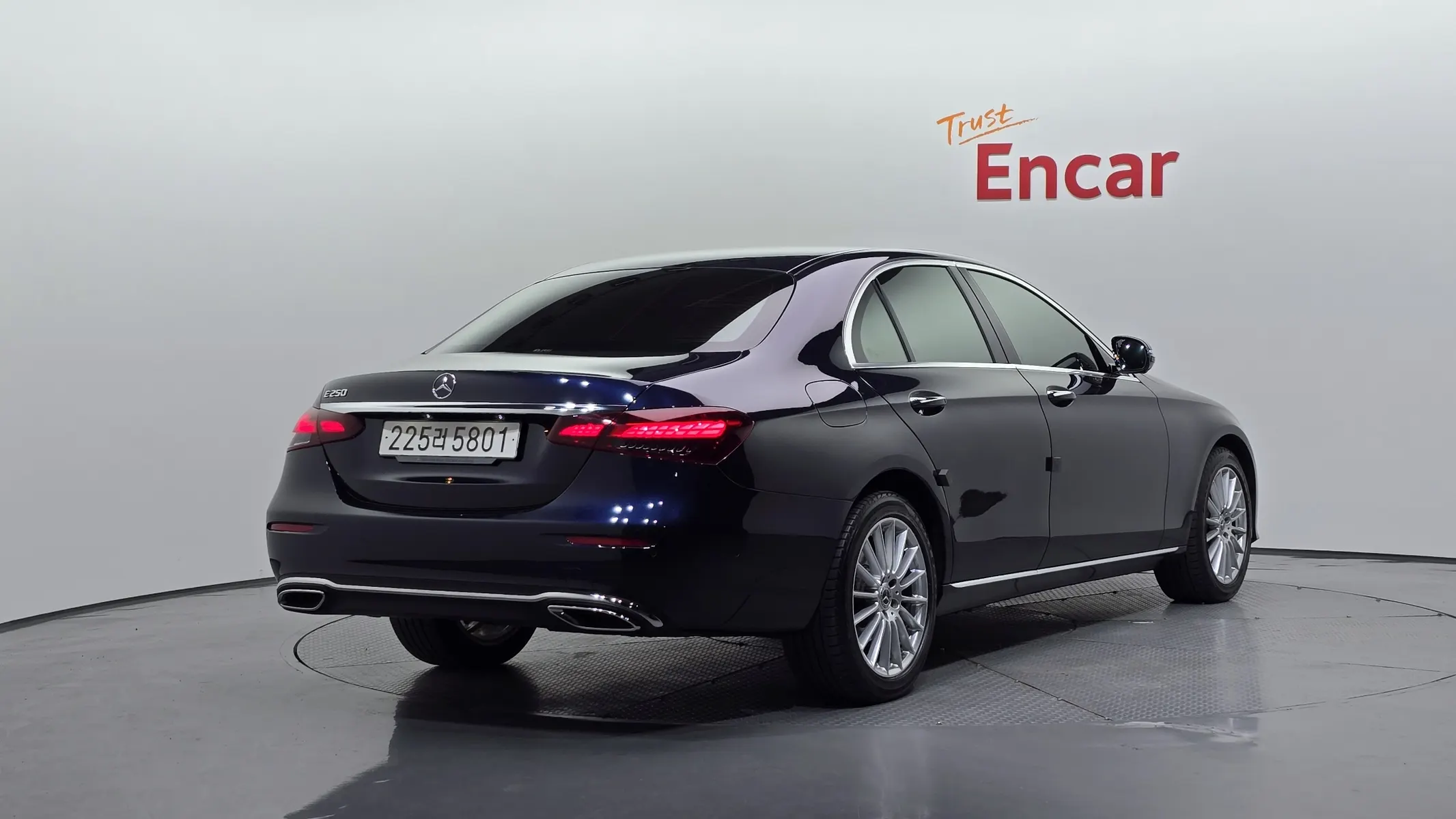 Mercedes-Benz E-Class W213 E250 2022 2/21