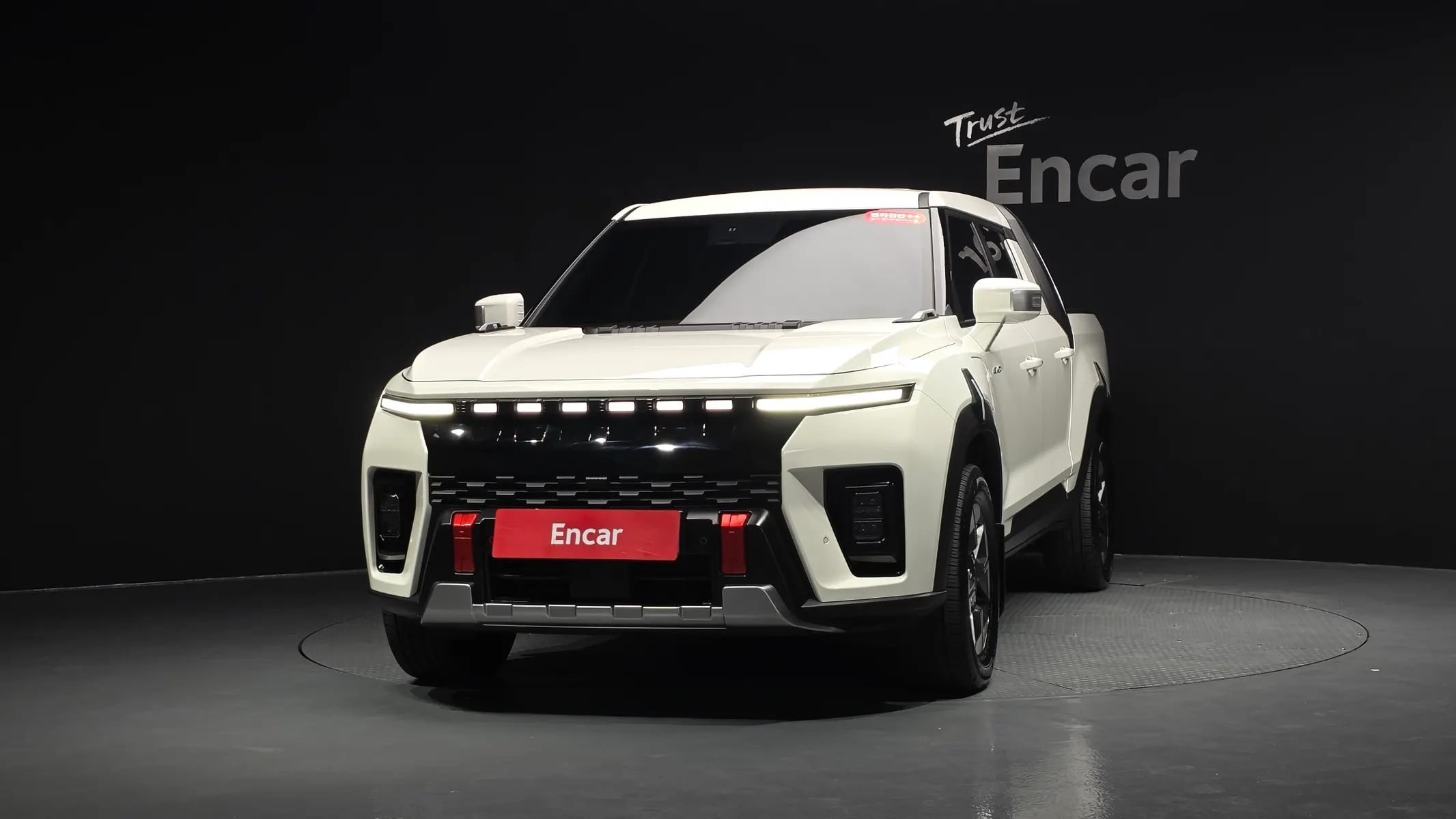 KG Mobility EV (O100) MX AWD 2025 2/5