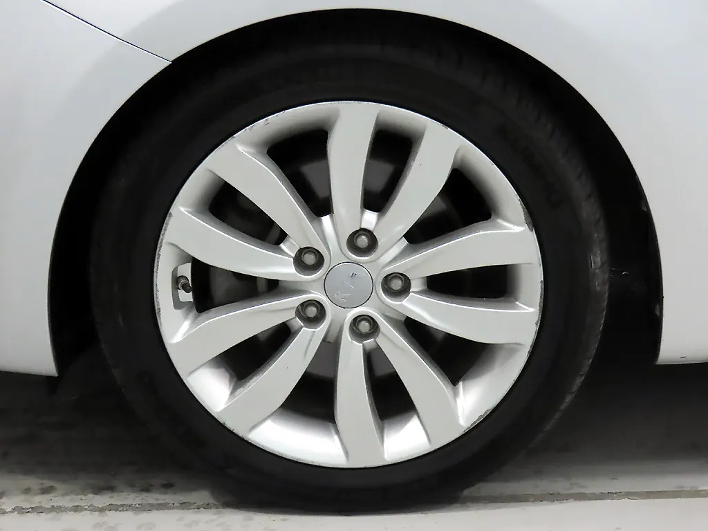 Kia 카렌스 2.0 LPi 2015 20/21