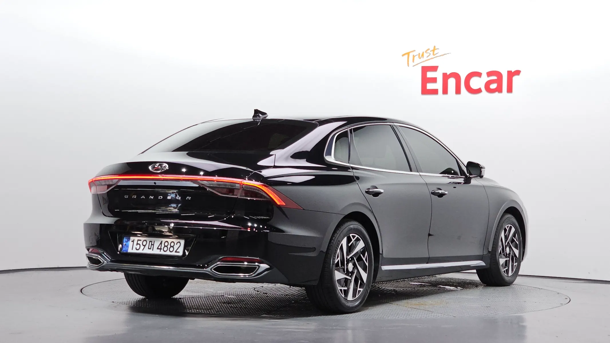 Hyundai IG 2022 2/32
