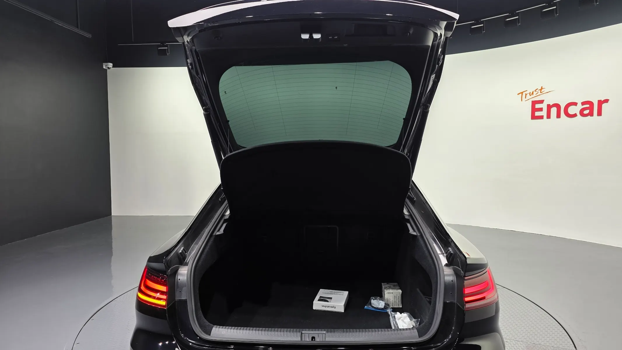 Volkswagen 아테온 2.0 TDI 2019 36/37