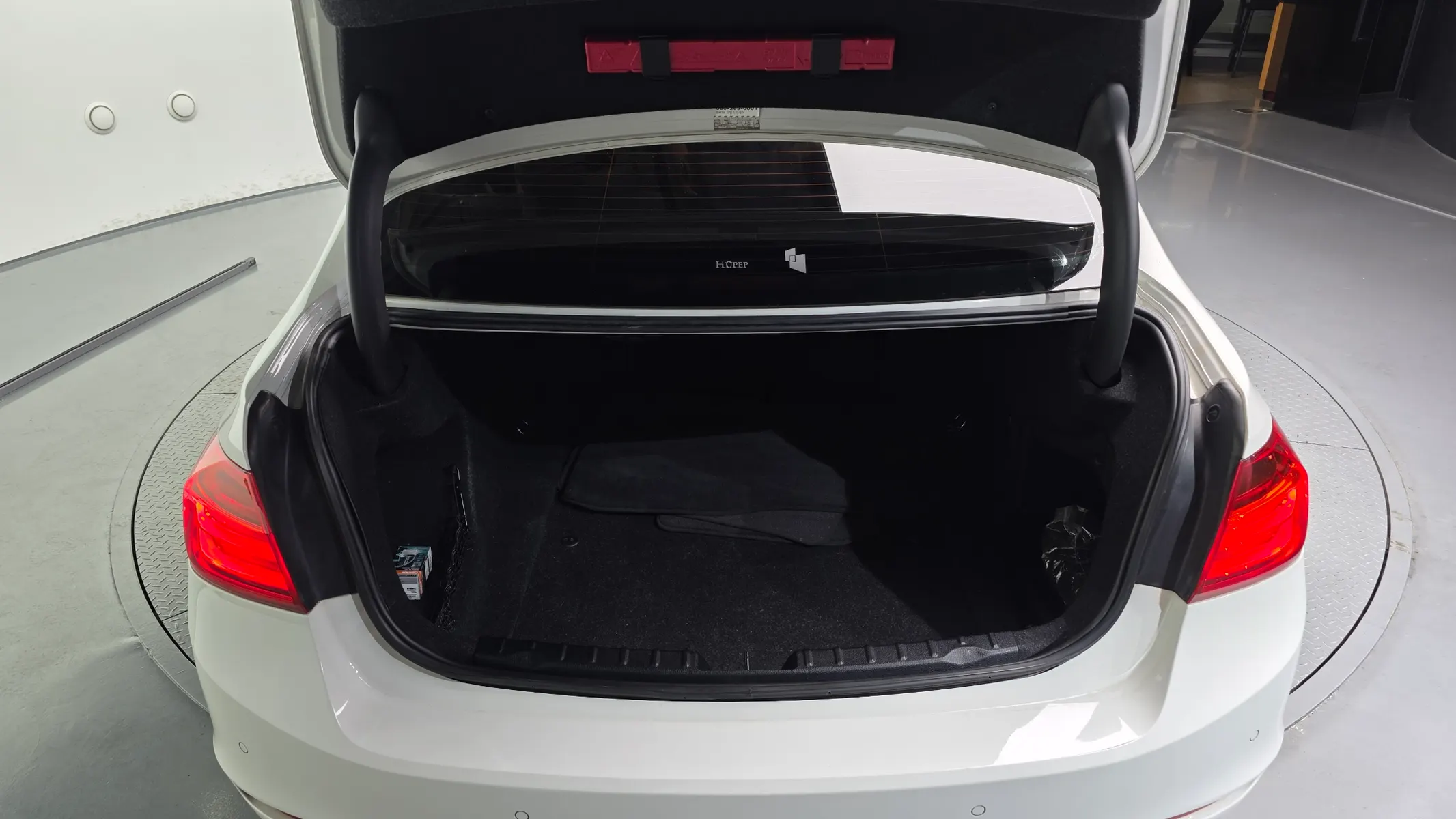 BMW 3 Series (F30) 320d 2014 20/21