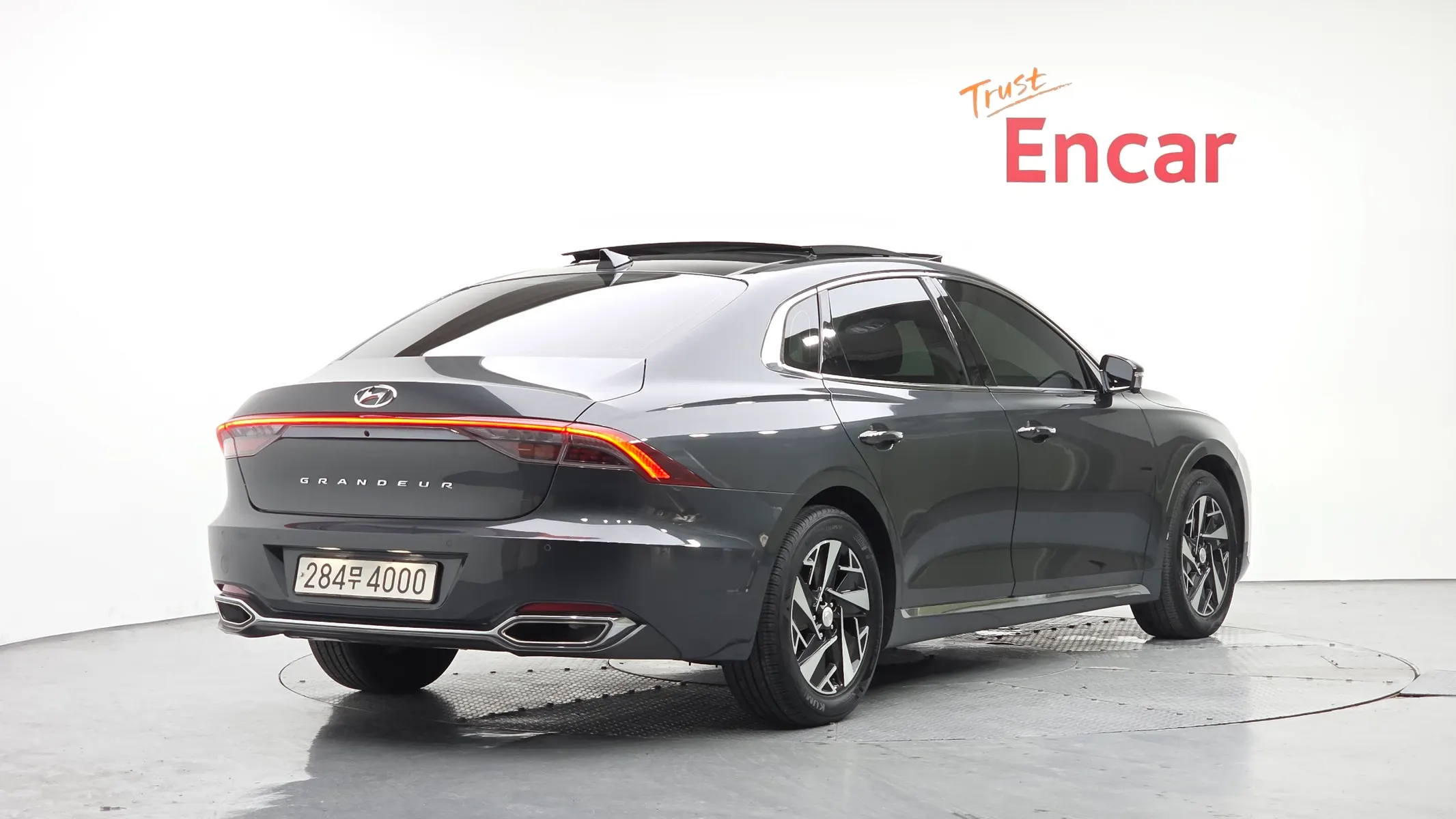 Hyundai IG 2022 2/42