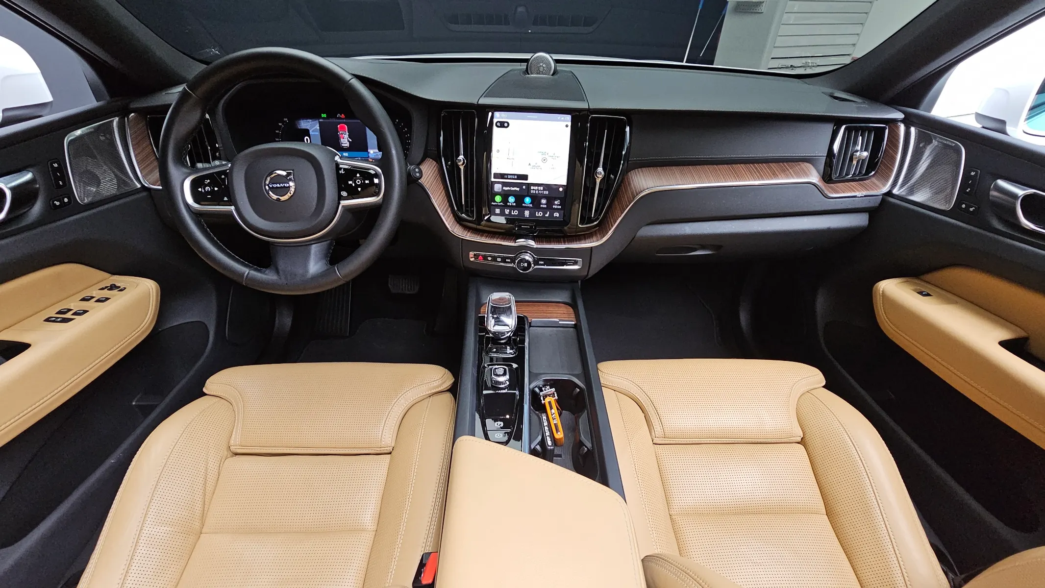 Volvo XC60 2 B5 2024 4/5
