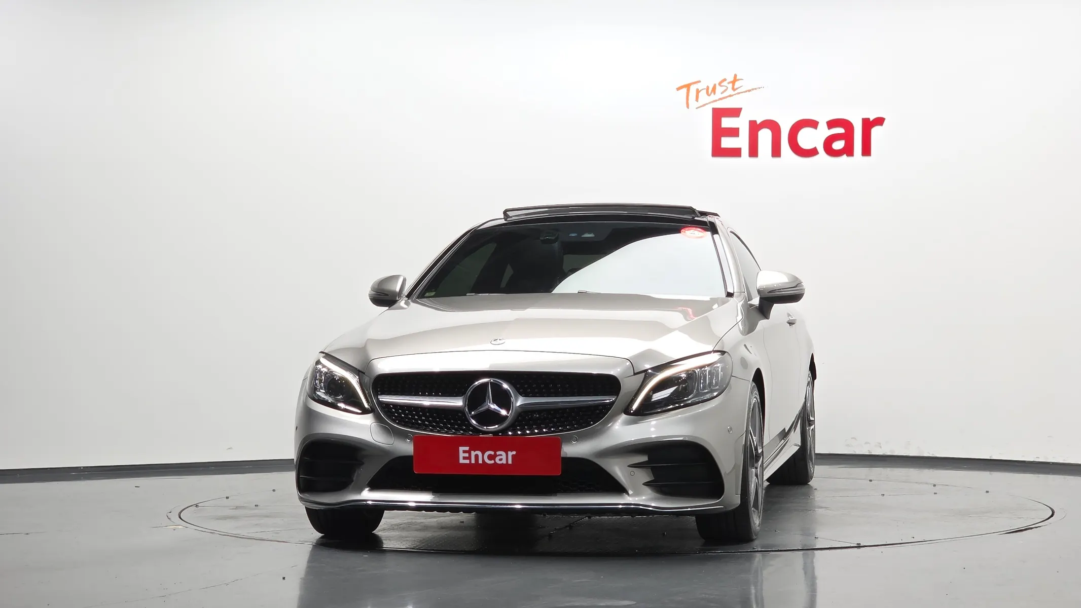 Mercedes-Benz C-Class W205 C200 2020 3/36
