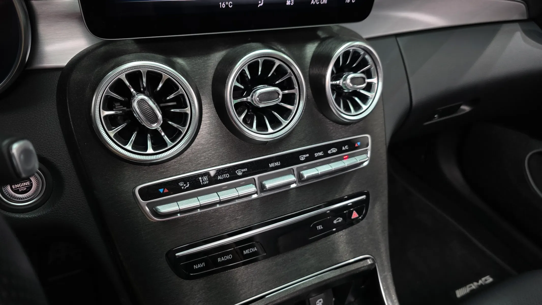 Mercedes-Benz C-Class W205 C200 2020 35/36