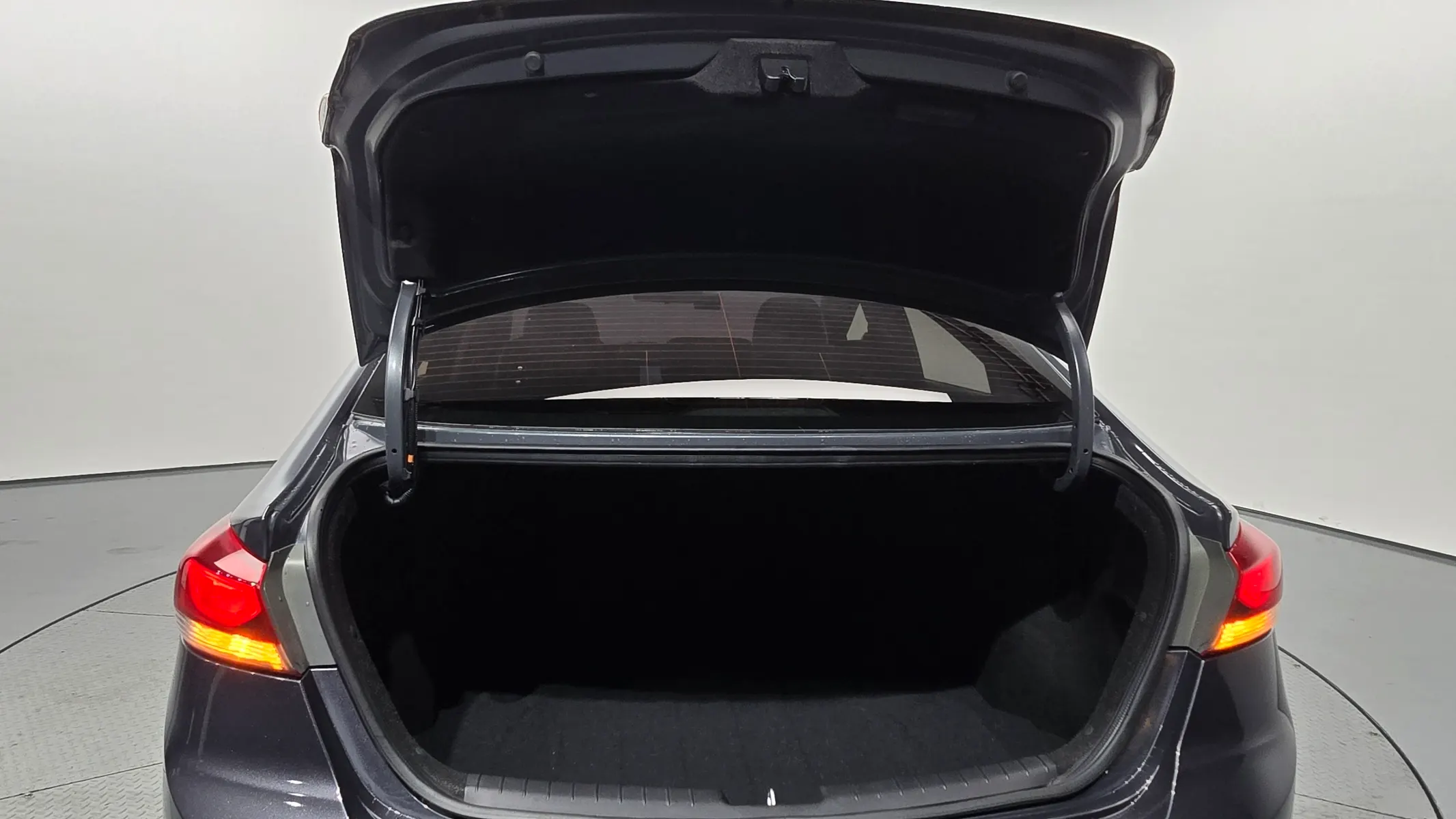 Hyundai AD 1.6 GDI 2017 27/28