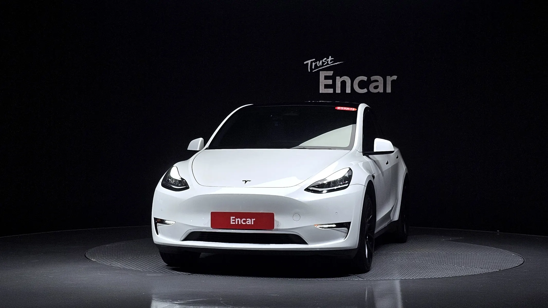 Tesla Y AWD 2022 3/46
