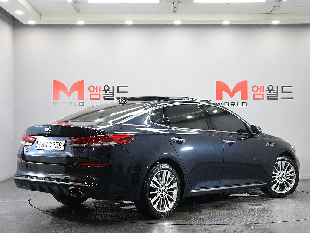 Kia K5 2 2.0 2018 3/5