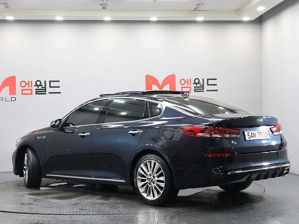 Kia K5 2 2.0 2018 2/5