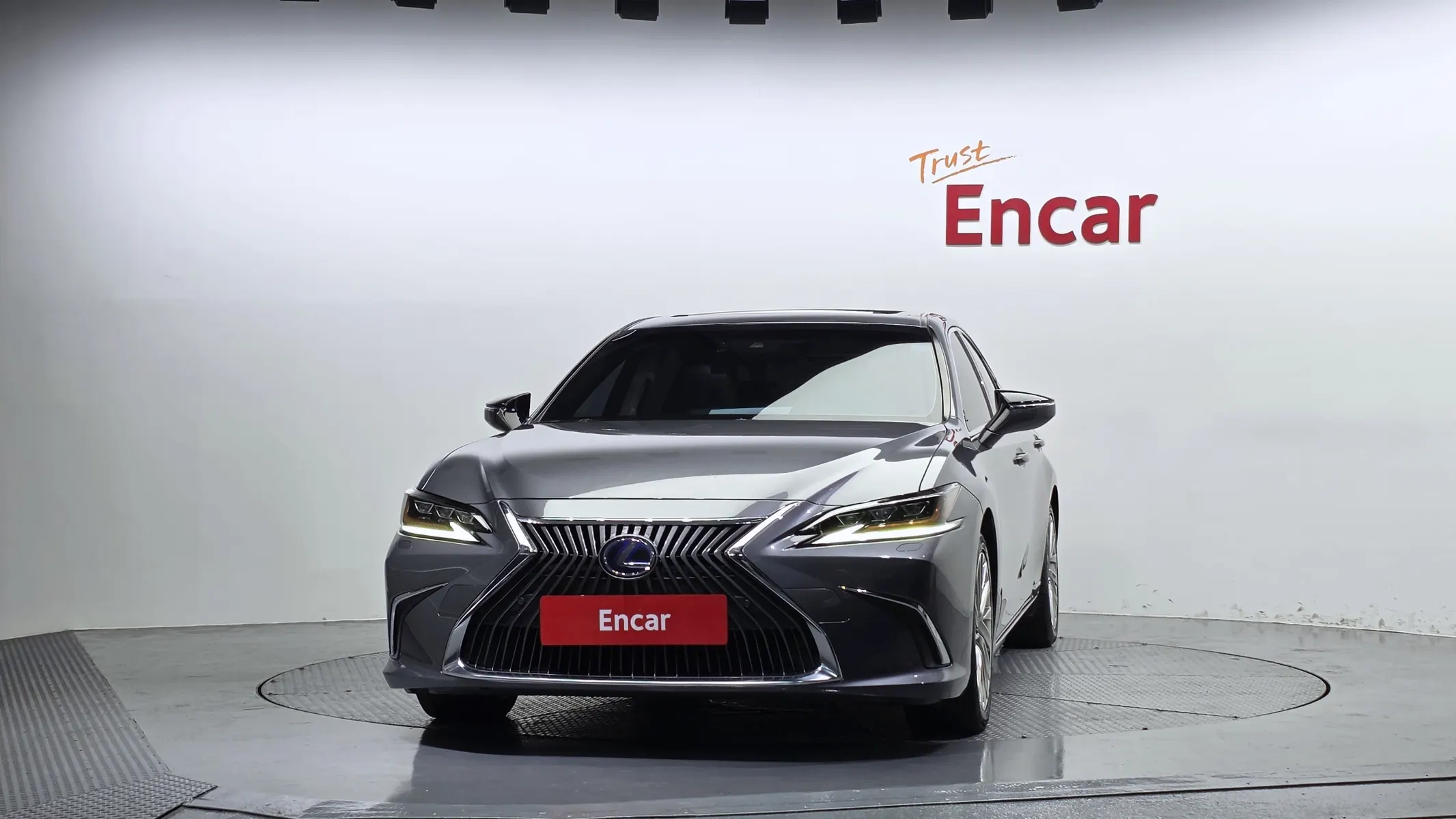 Lexus ES300h 7 2019 3/39