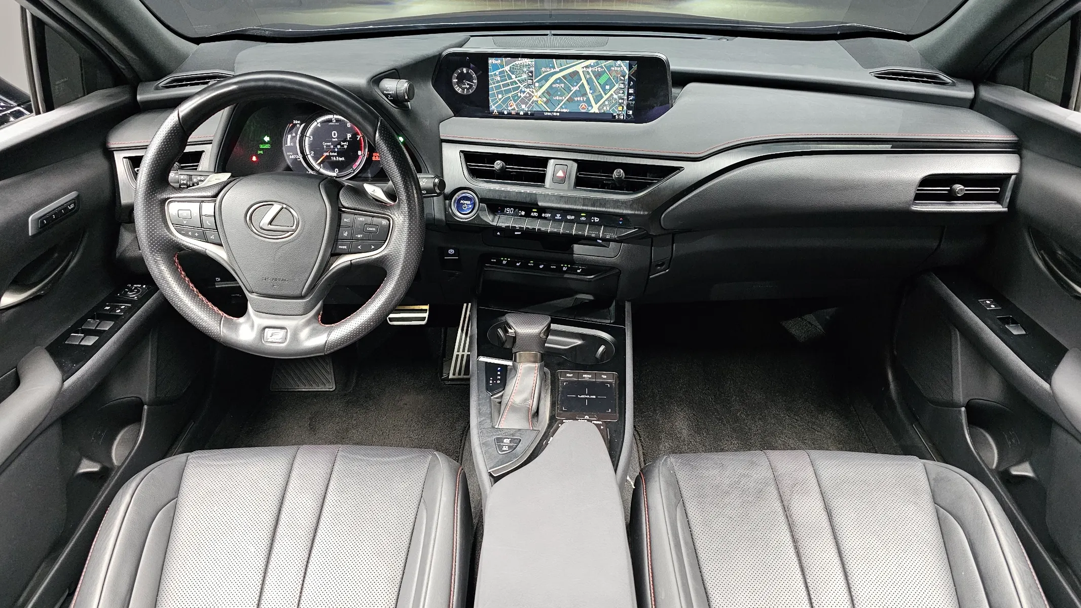 Lexus UX250h 2.0 F-Sport 2WD 2020 4/5