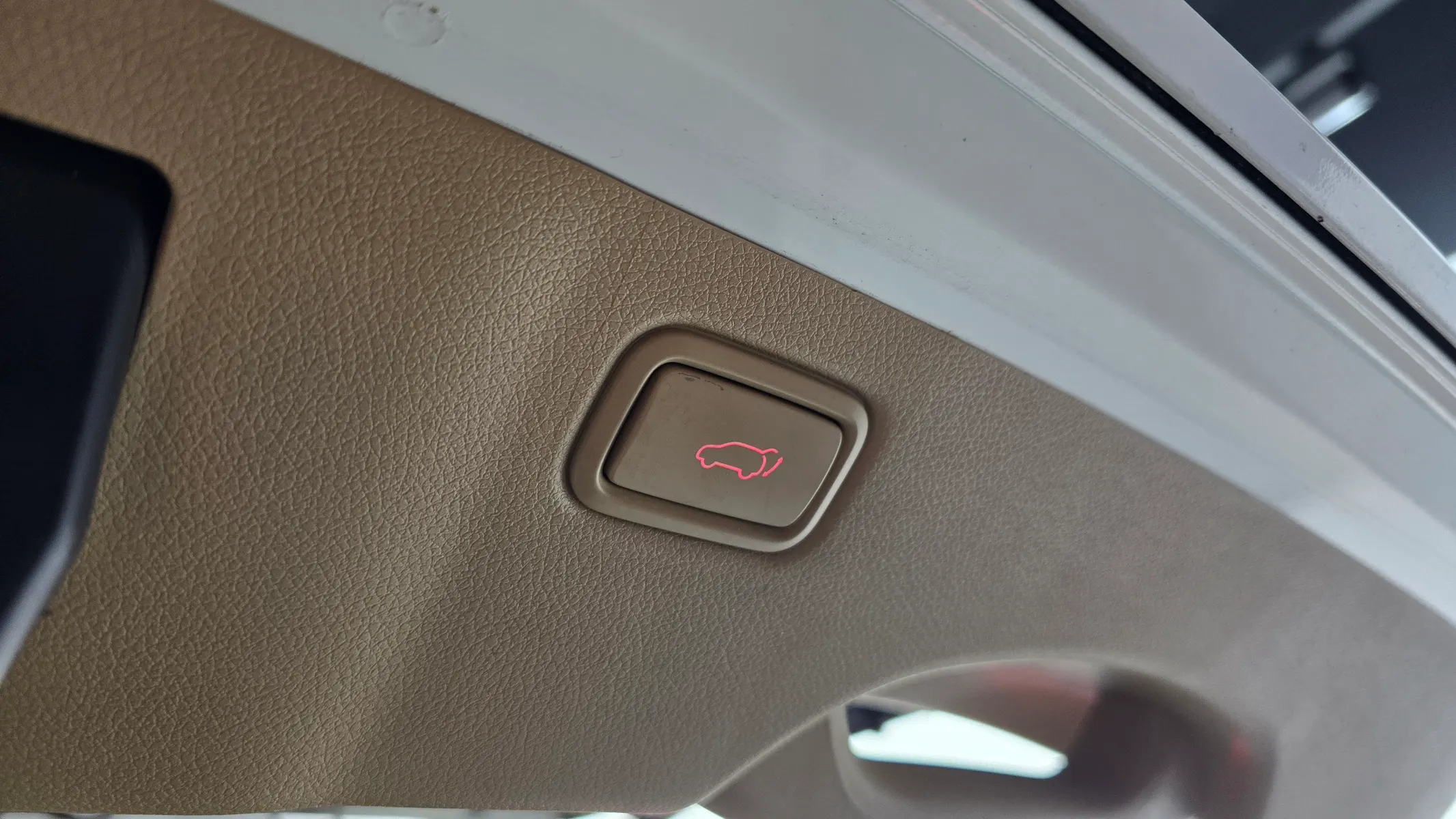 Kia 카니발 9 2019 32/33