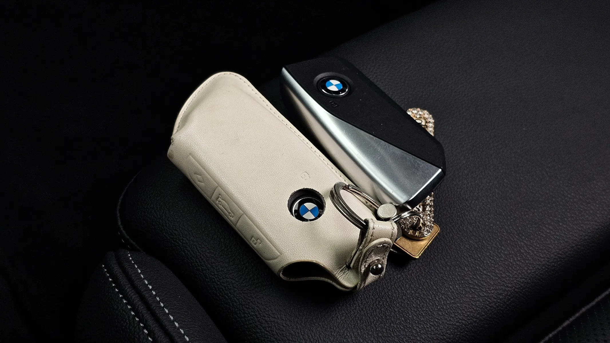 BMW 2 Series Tourer (U06) 220i 2023 35/36