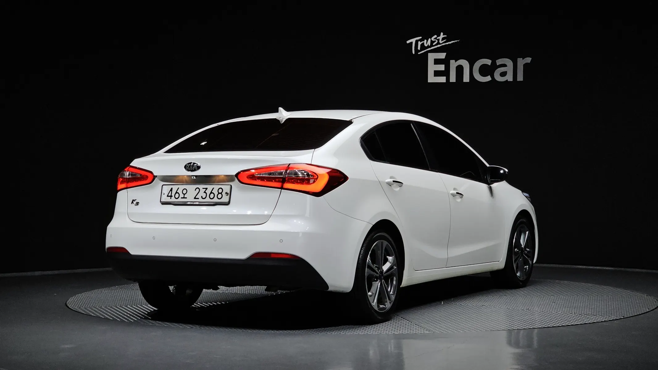 Kia K3 2015 2/32