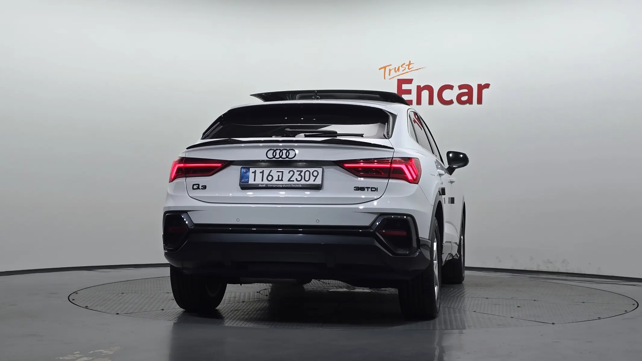 Audi Q3 (F3) 35 TDI 2020 3/35