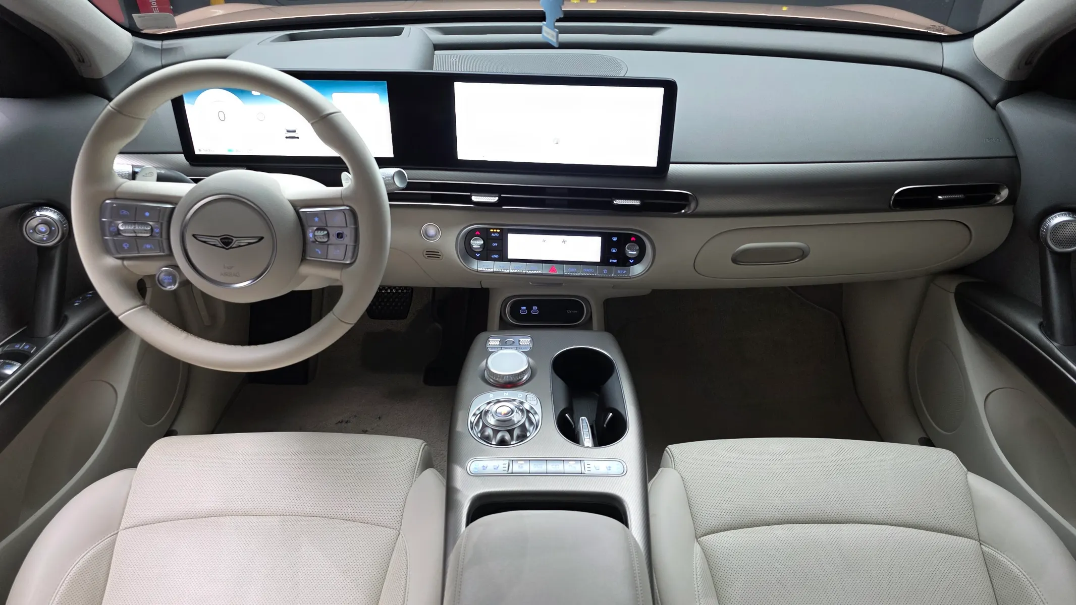 Genesis GV60 2022 4/5