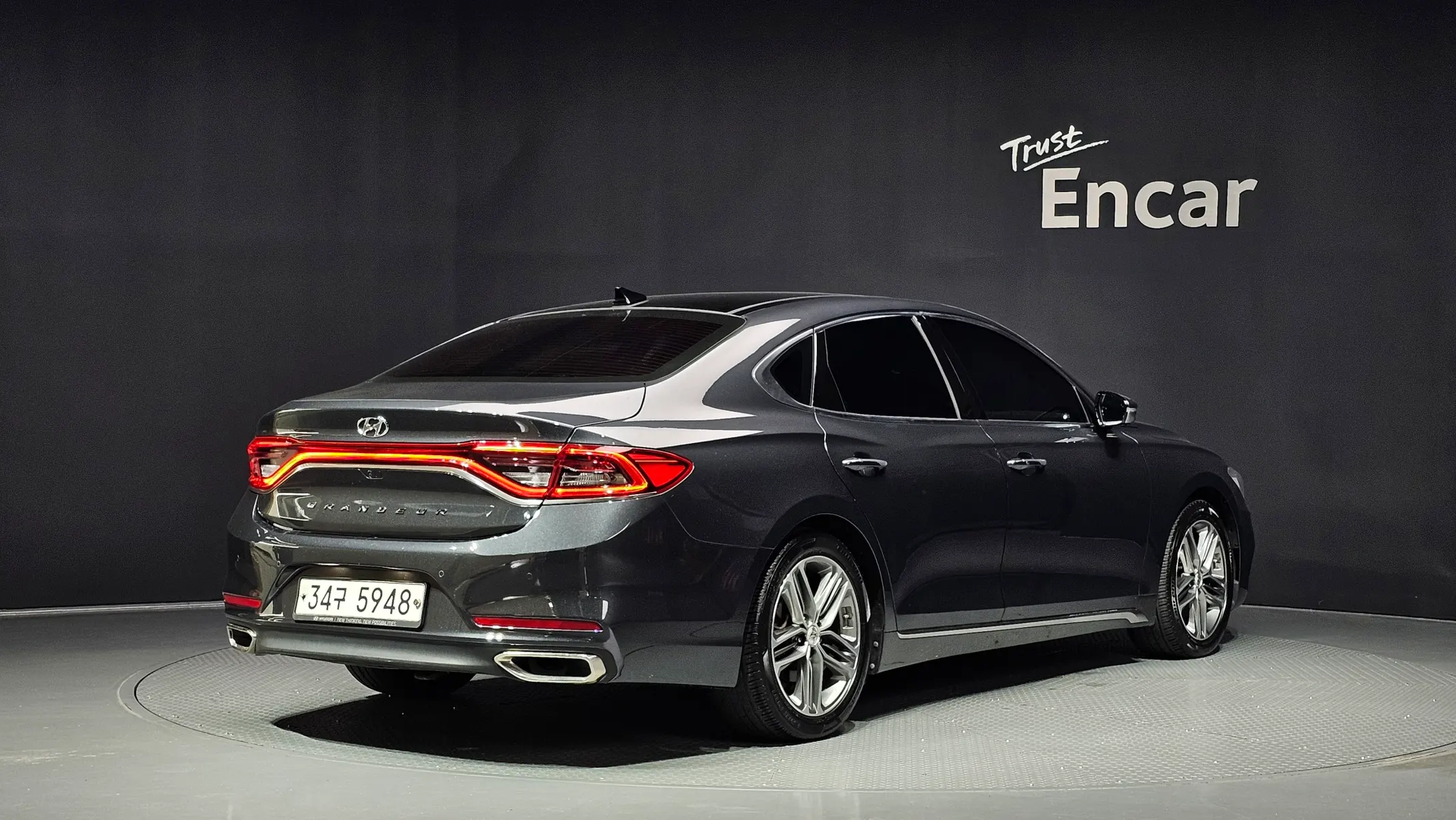 Hyundai IG 3.0 LPi () 2019 2/35