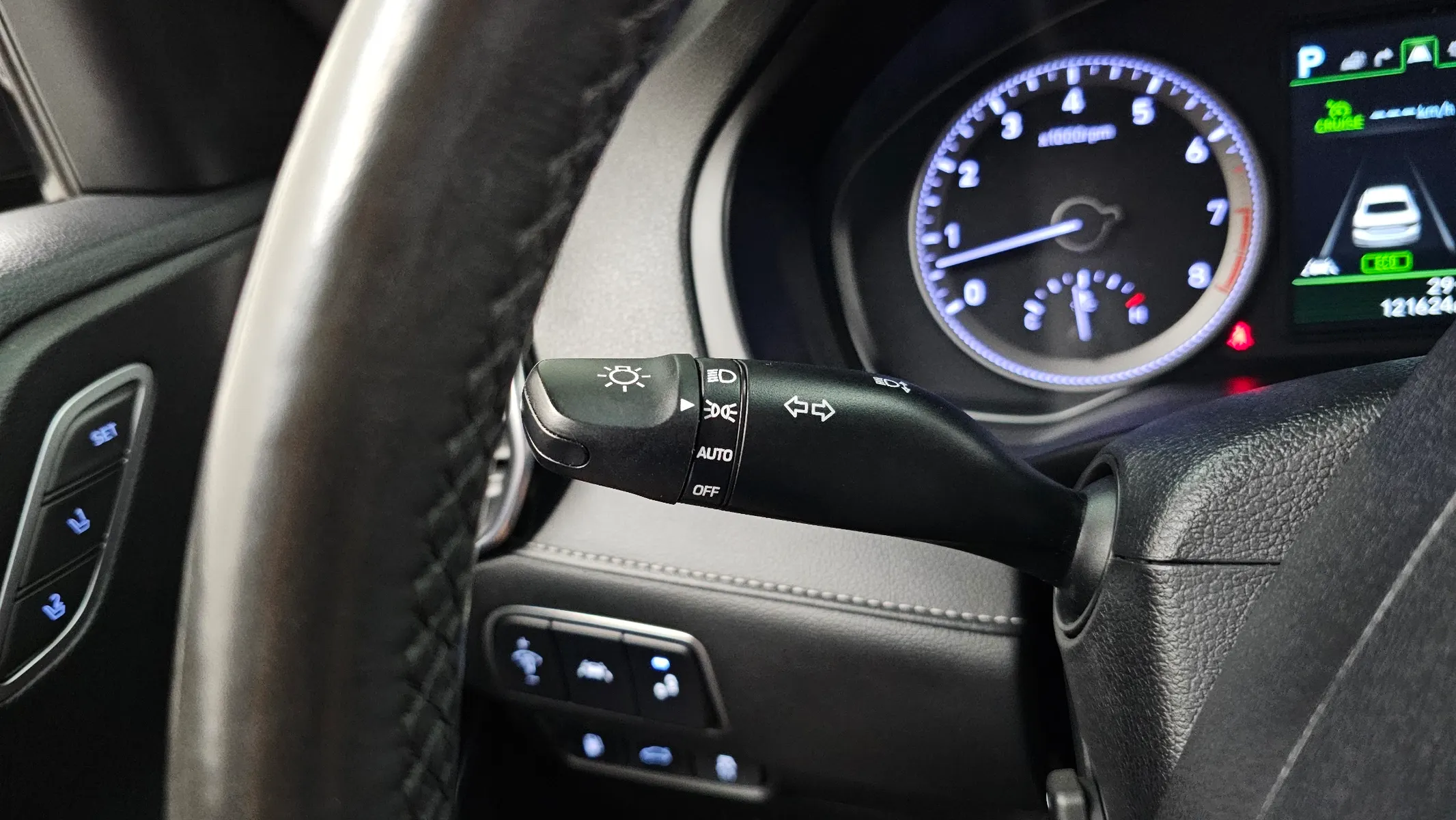 Hyundai IG 3.0 LPi () 2019 34/35