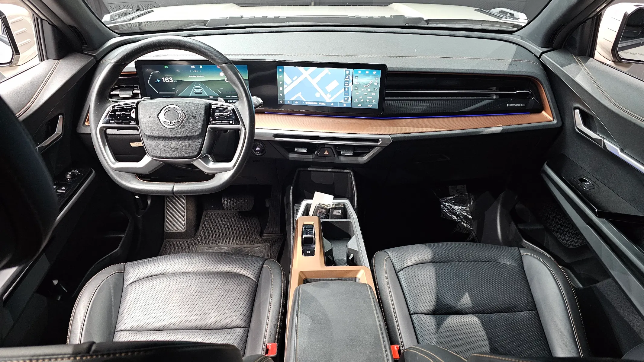 KG Mobility EVX E7 2024 4/5