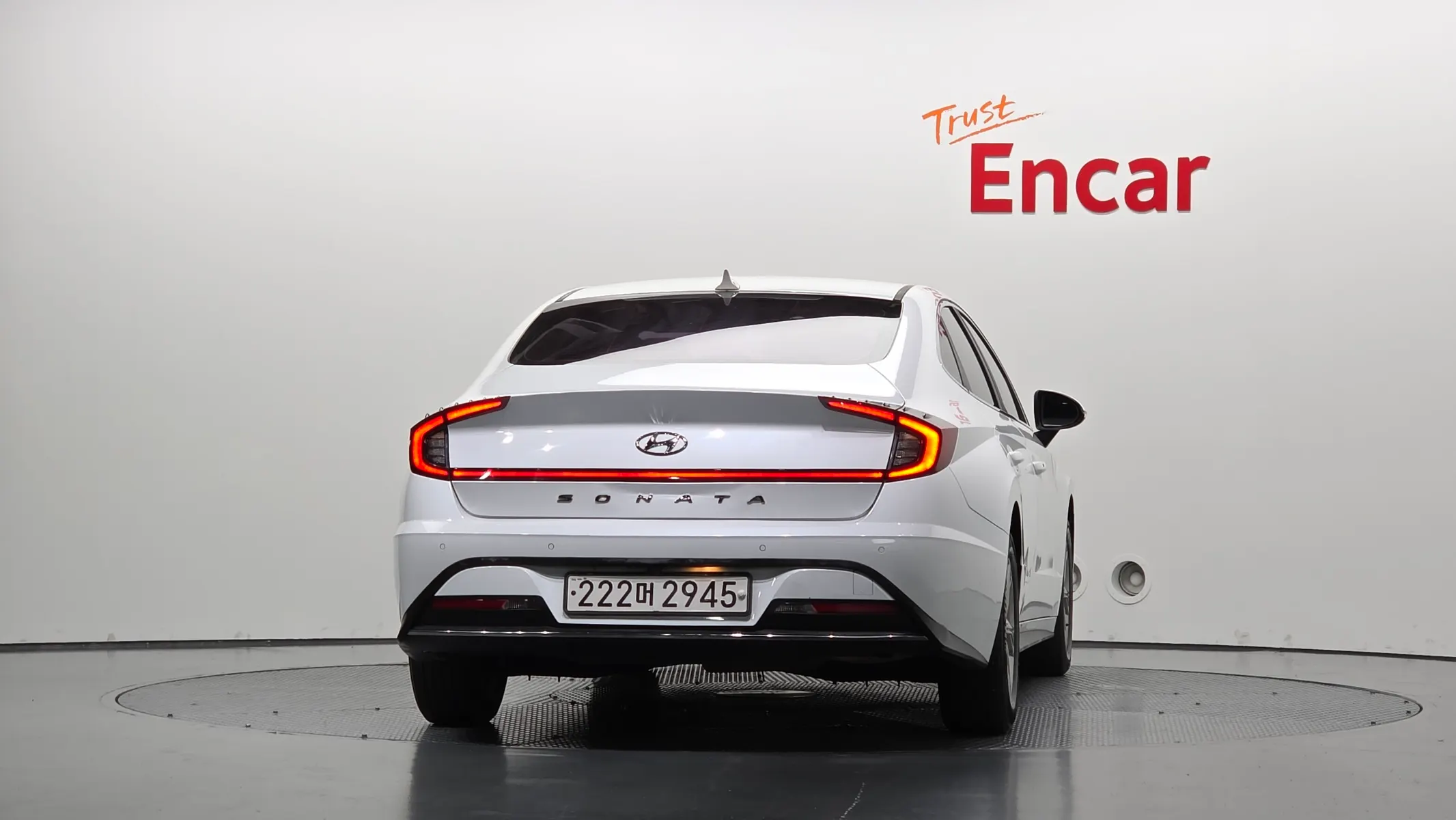 Hyundai (DN8) 2.0 LPG() 2019 3/5
