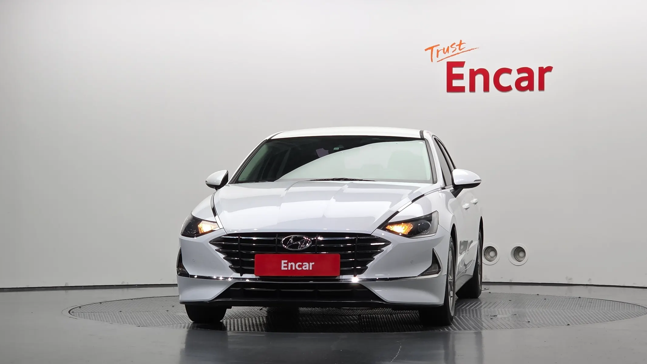 Hyundai (DN8) 2.0 LPG() 2019 2/5