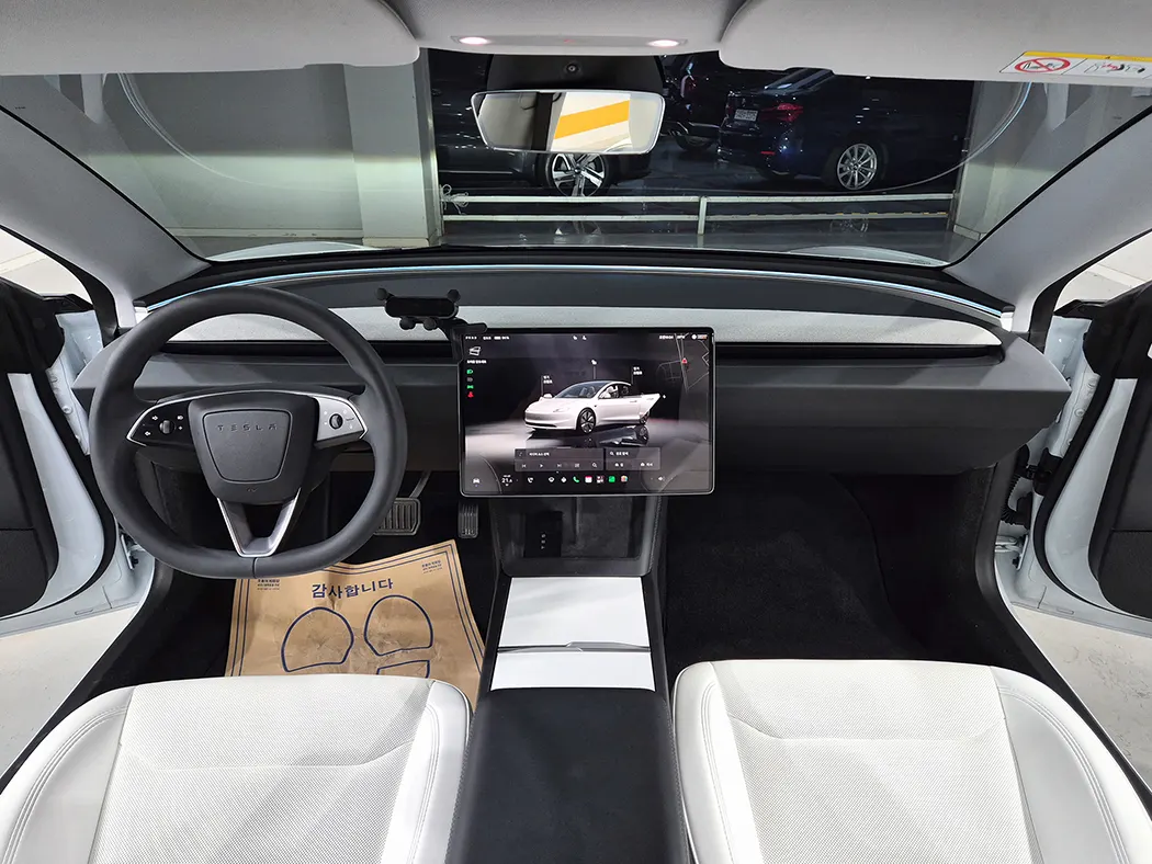 Tesla 3 AWD 2024 4/5
