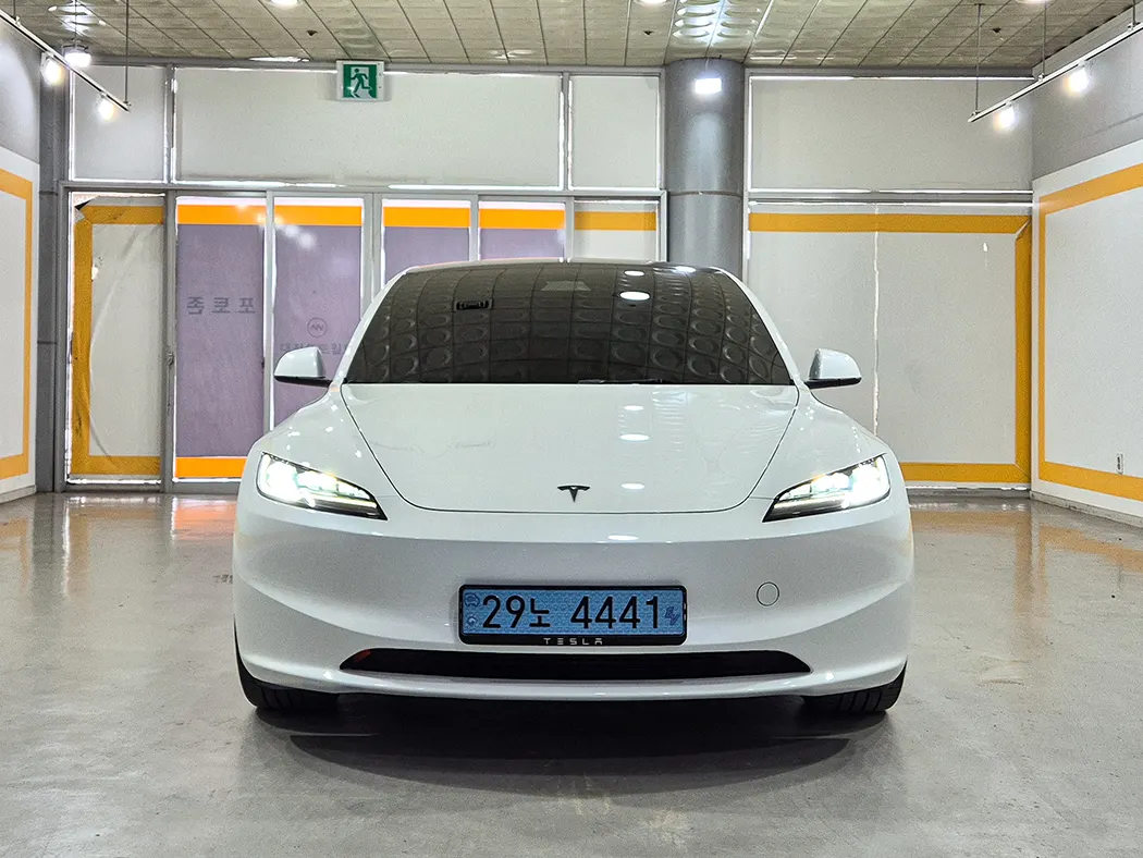 Tesla 3 AWD 2024 2/5