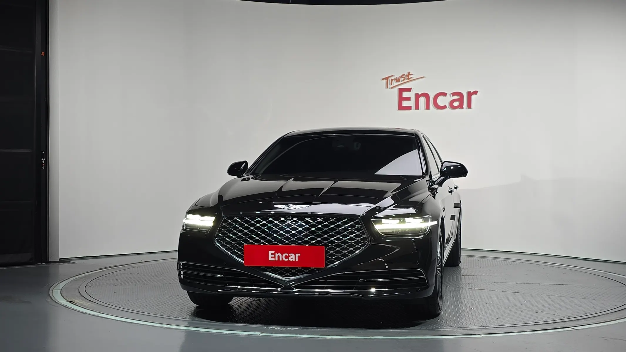 Genesis G90 3.8 2018 2/5