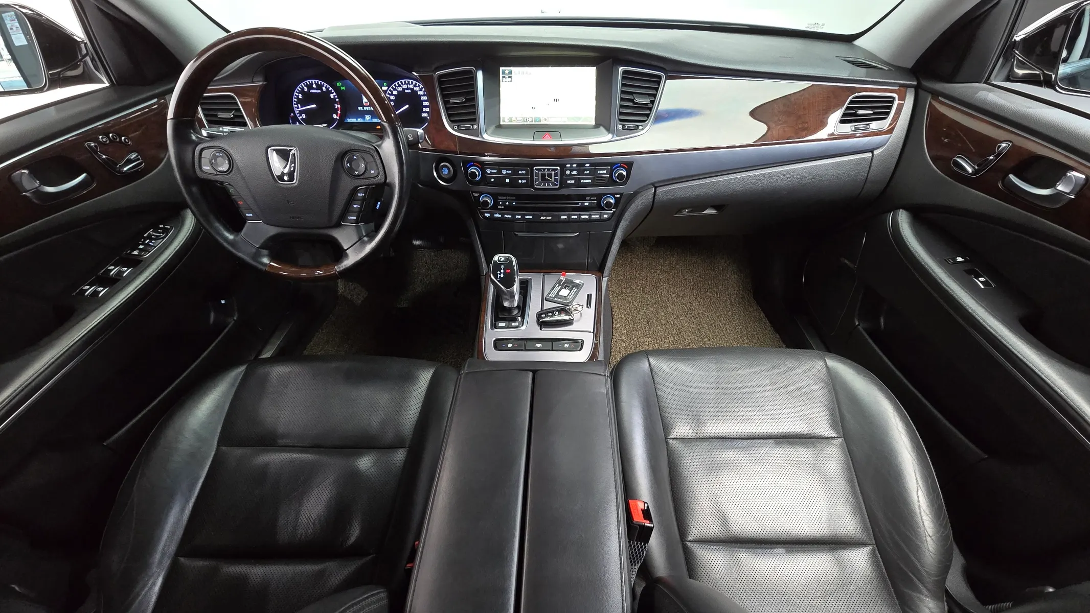 Hyundai () VS380 2013 4/5