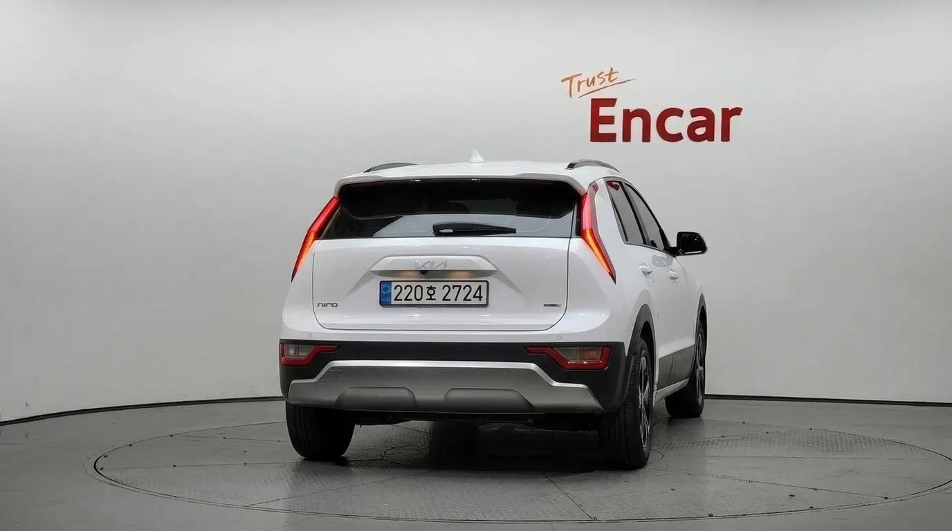 Kia 디 니로 2023 3/5