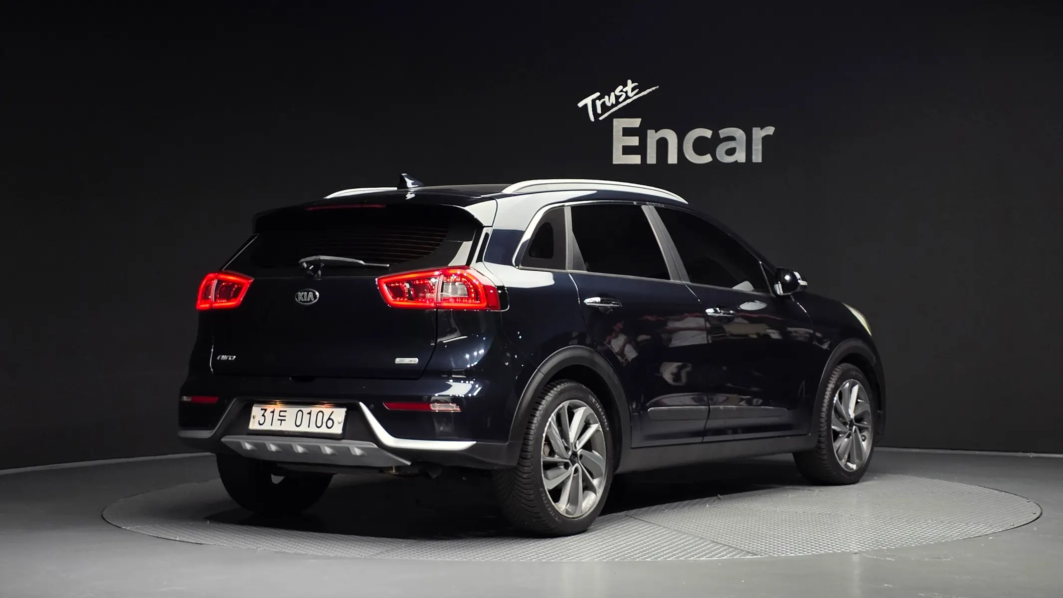 Kia Niro 2016 2/34
