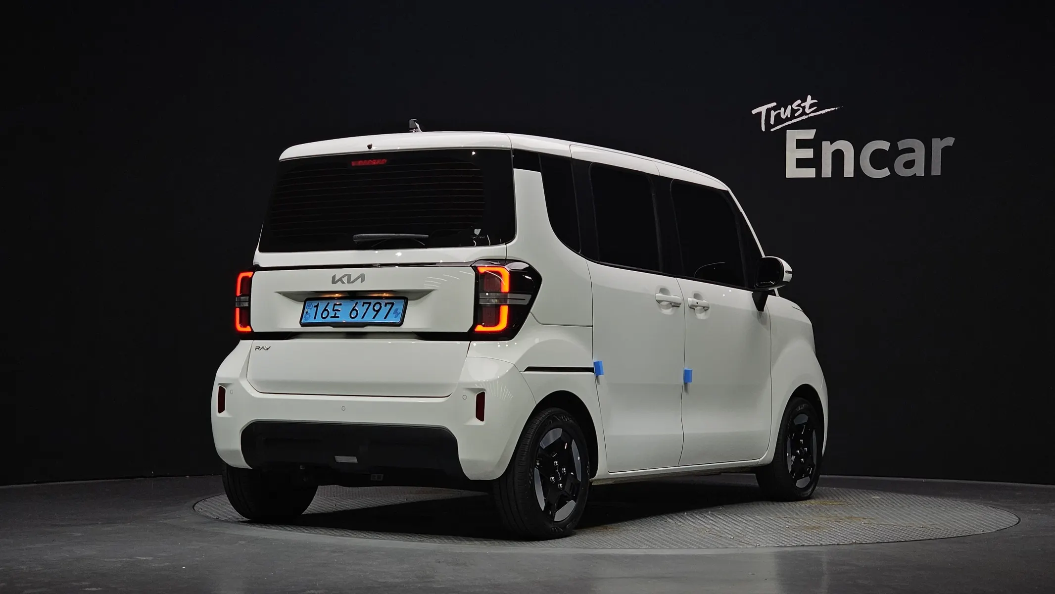 Kia EV 2023 2/34