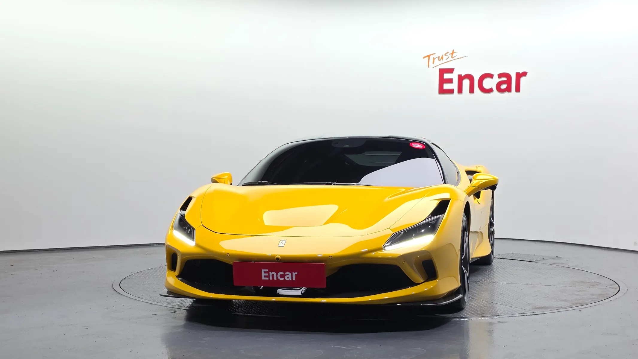Ferrari F8 3.9 V8 2020 2/5
