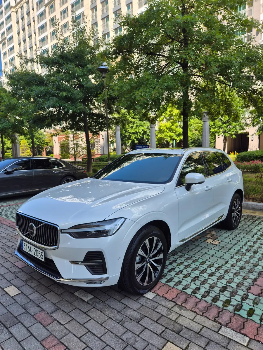 Volvo XC60 2 B5 2023 2/5