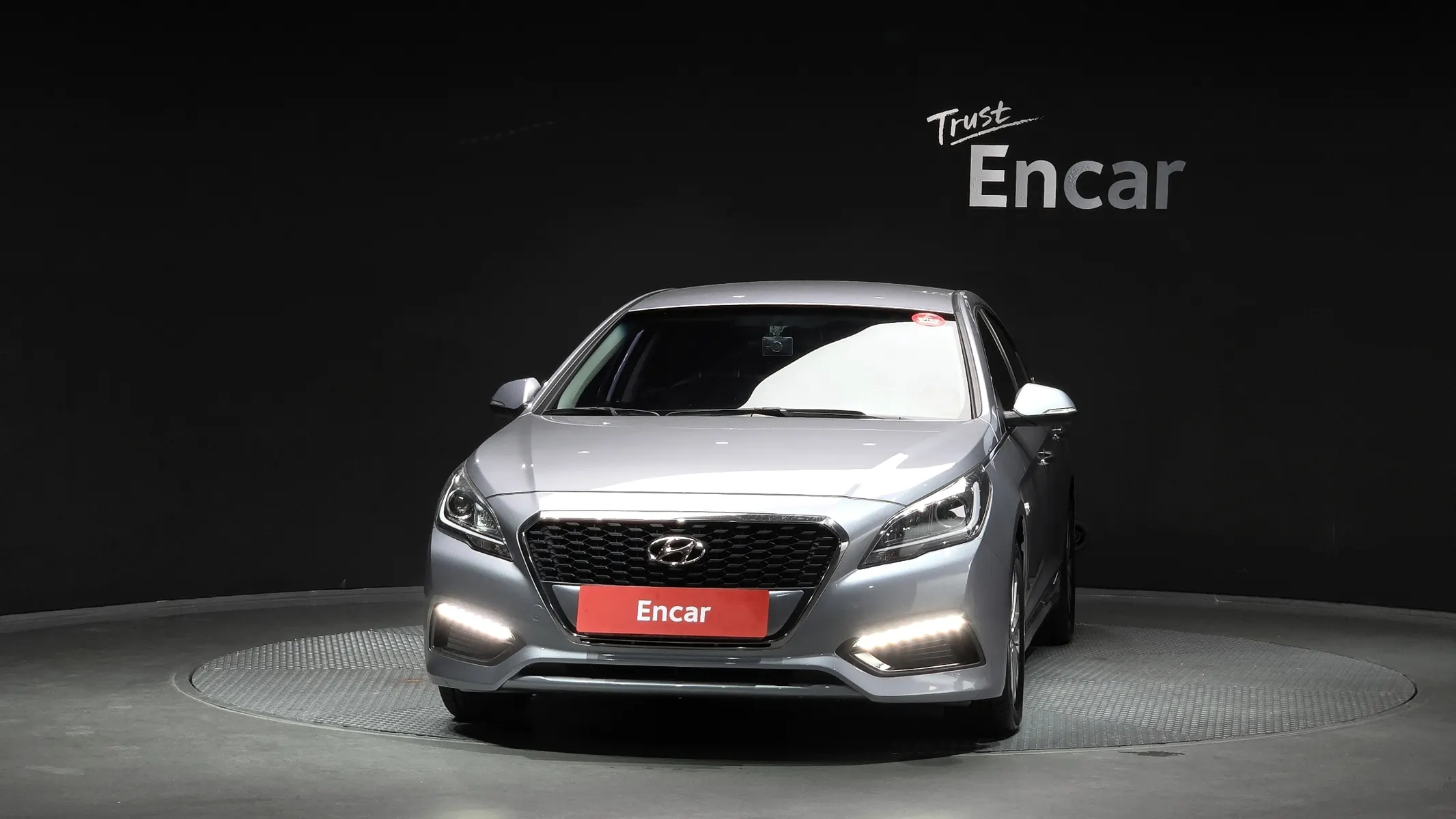Hyundai LF 2.0 HEV 2016 2/5
