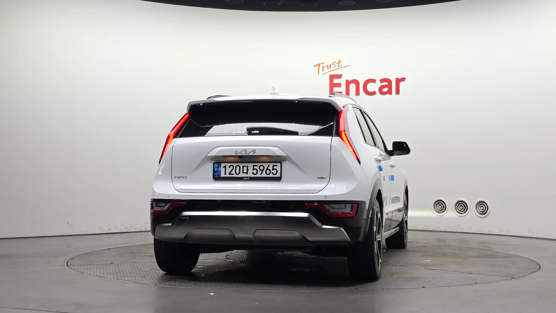 Kia 디 니로 2022 3/5