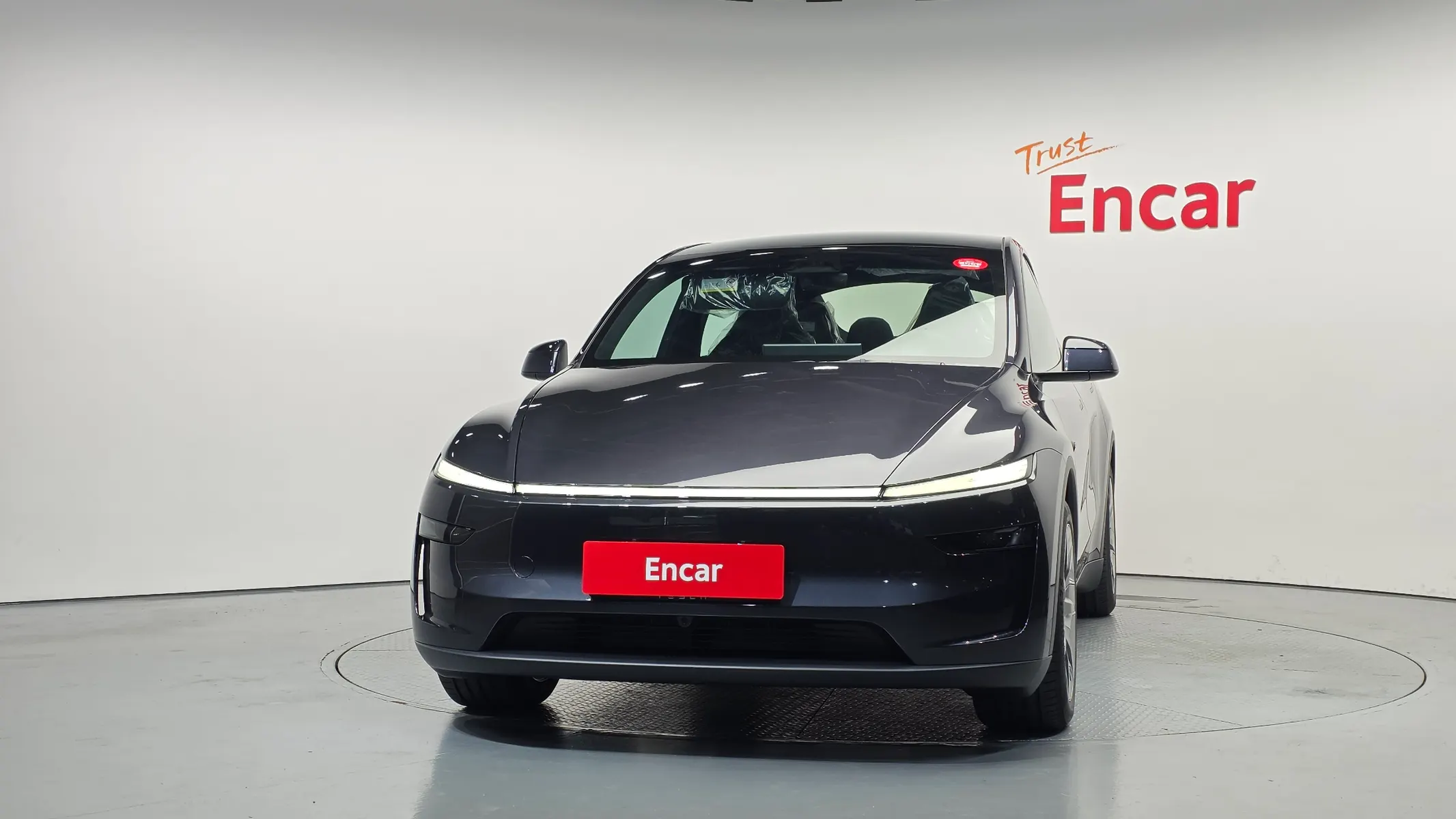 Tesla Y L AWD 2026 3/33