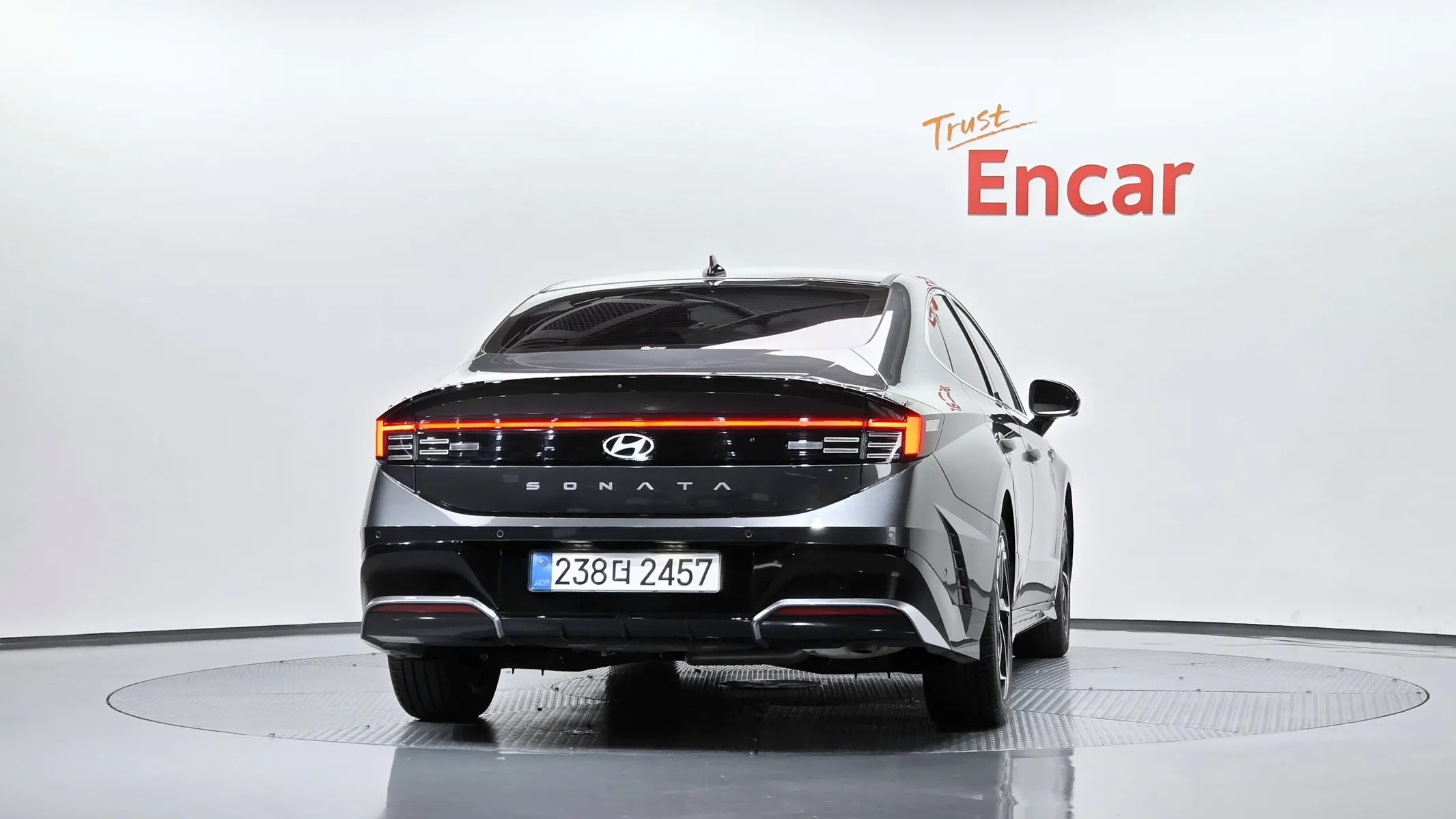 Hyundai (DN8) 2025 3/5