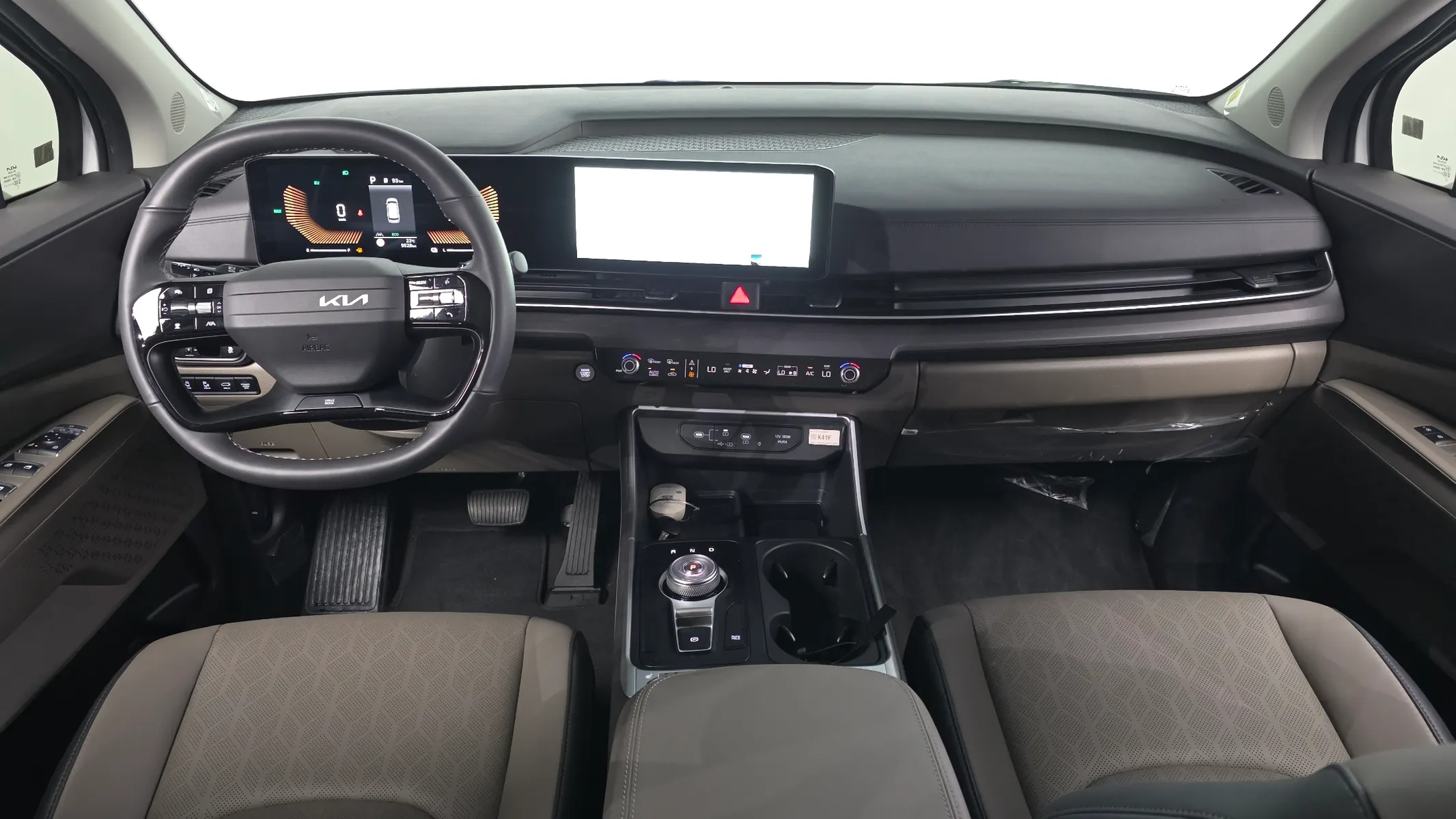 Kia 4 HEV 9 2025 4/5