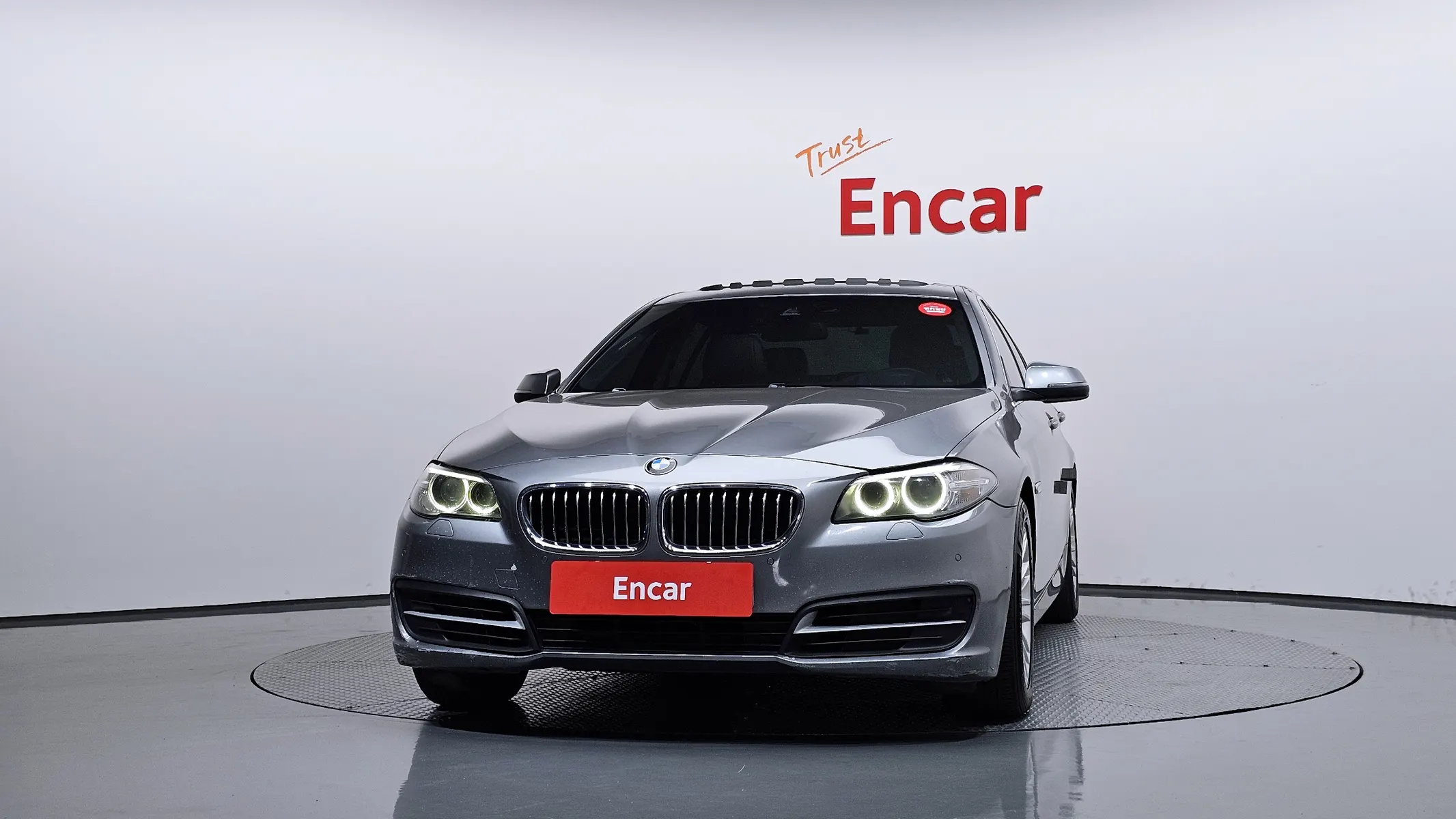 BMW 5 Series (F10) 520d 2013 3/21