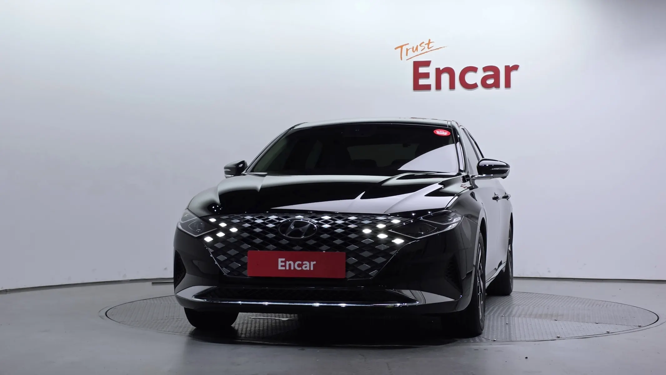 Hyundai IG 2022 3/34