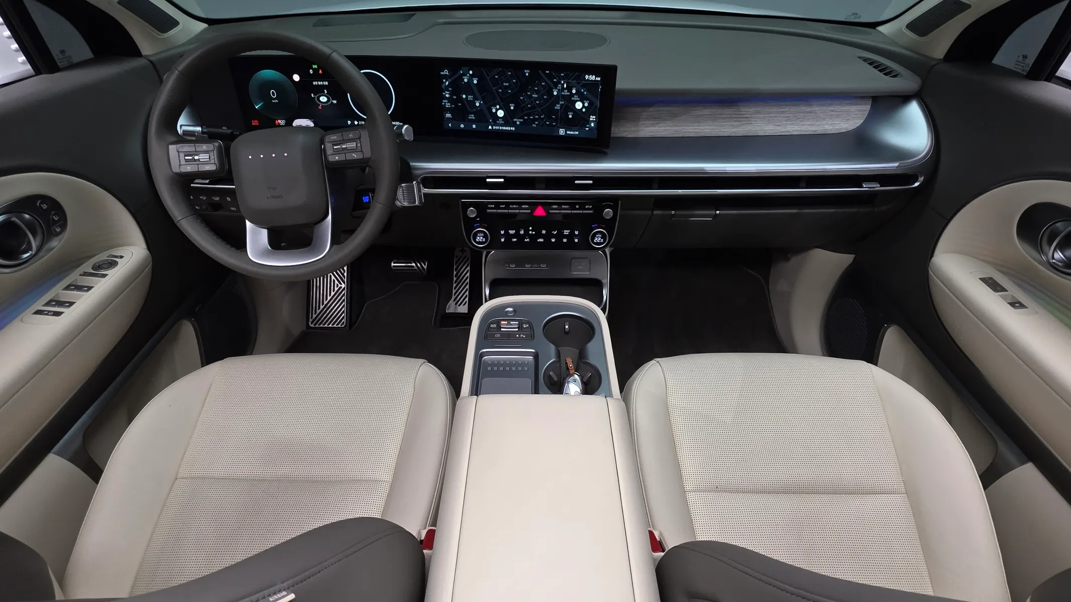 Hyundai 9 AWD 2026 4/5