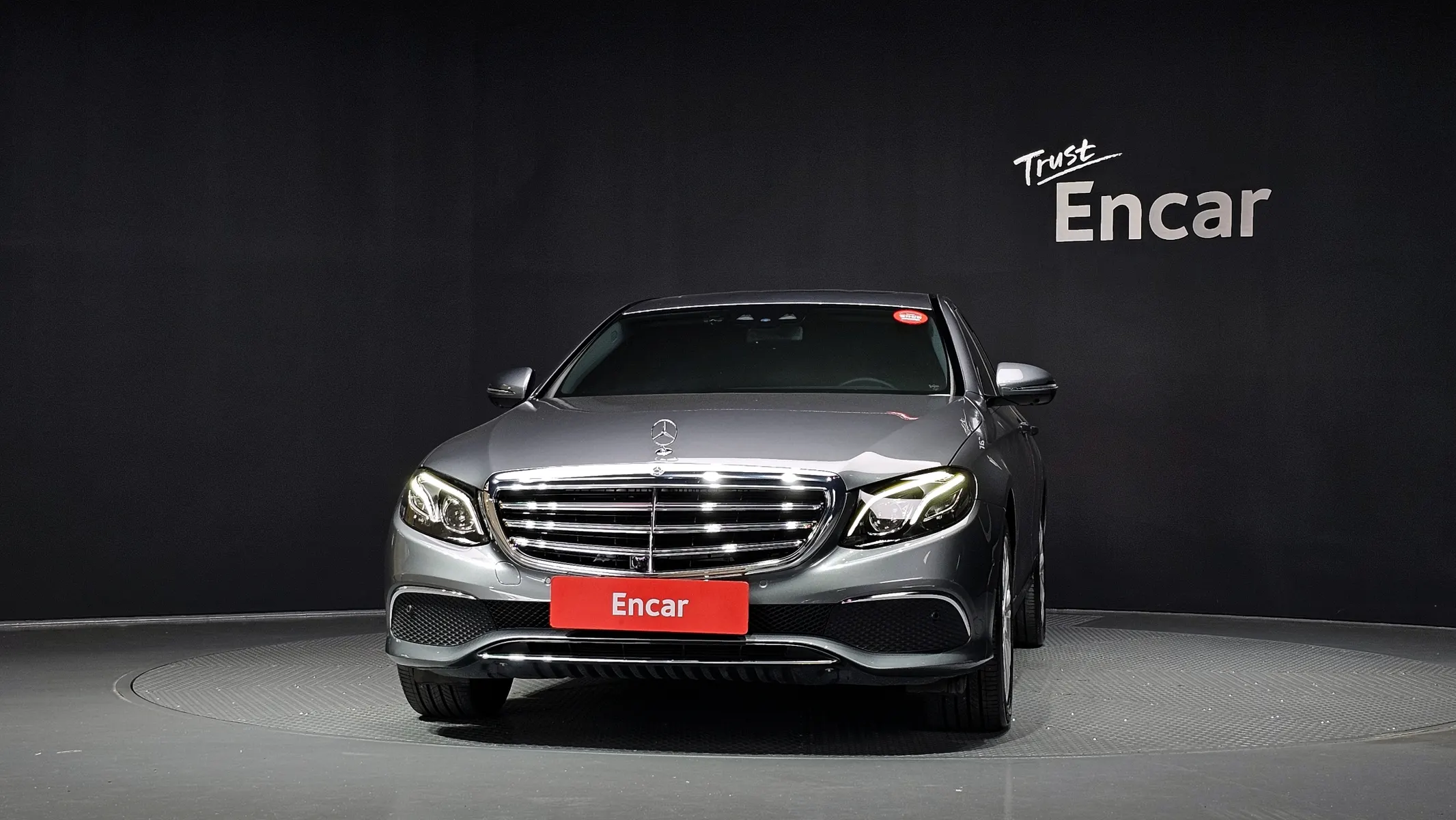 Mercedes-Benz E-Class W213 E300 2018 3/34