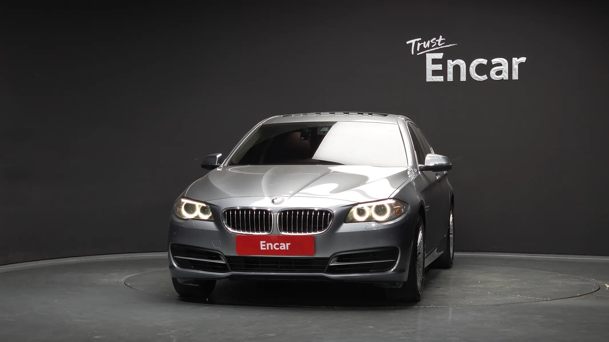 BMW 5 Series (F10) 520d 2014 3/21