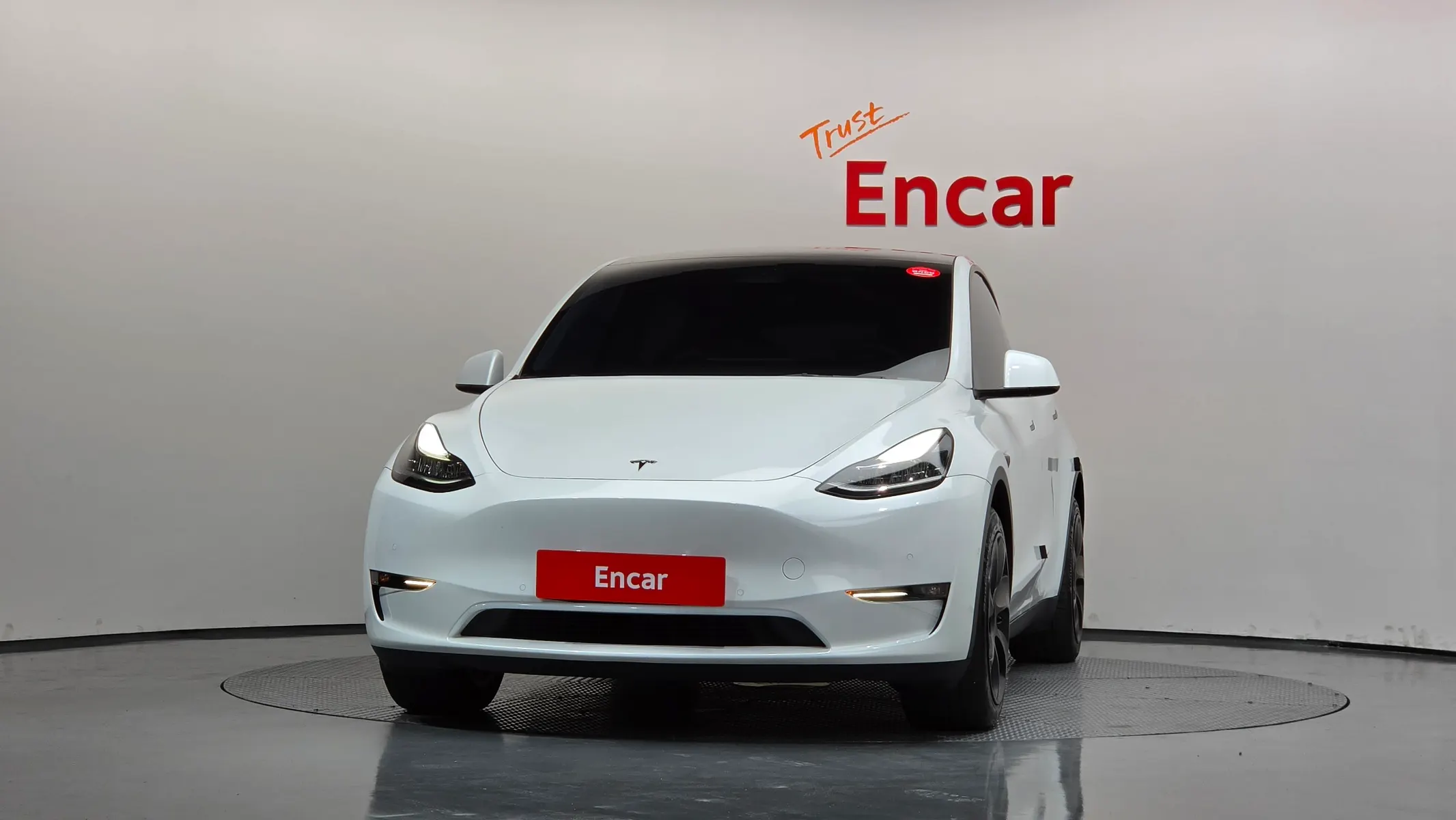 Tesla Y AWD 2022 3/34