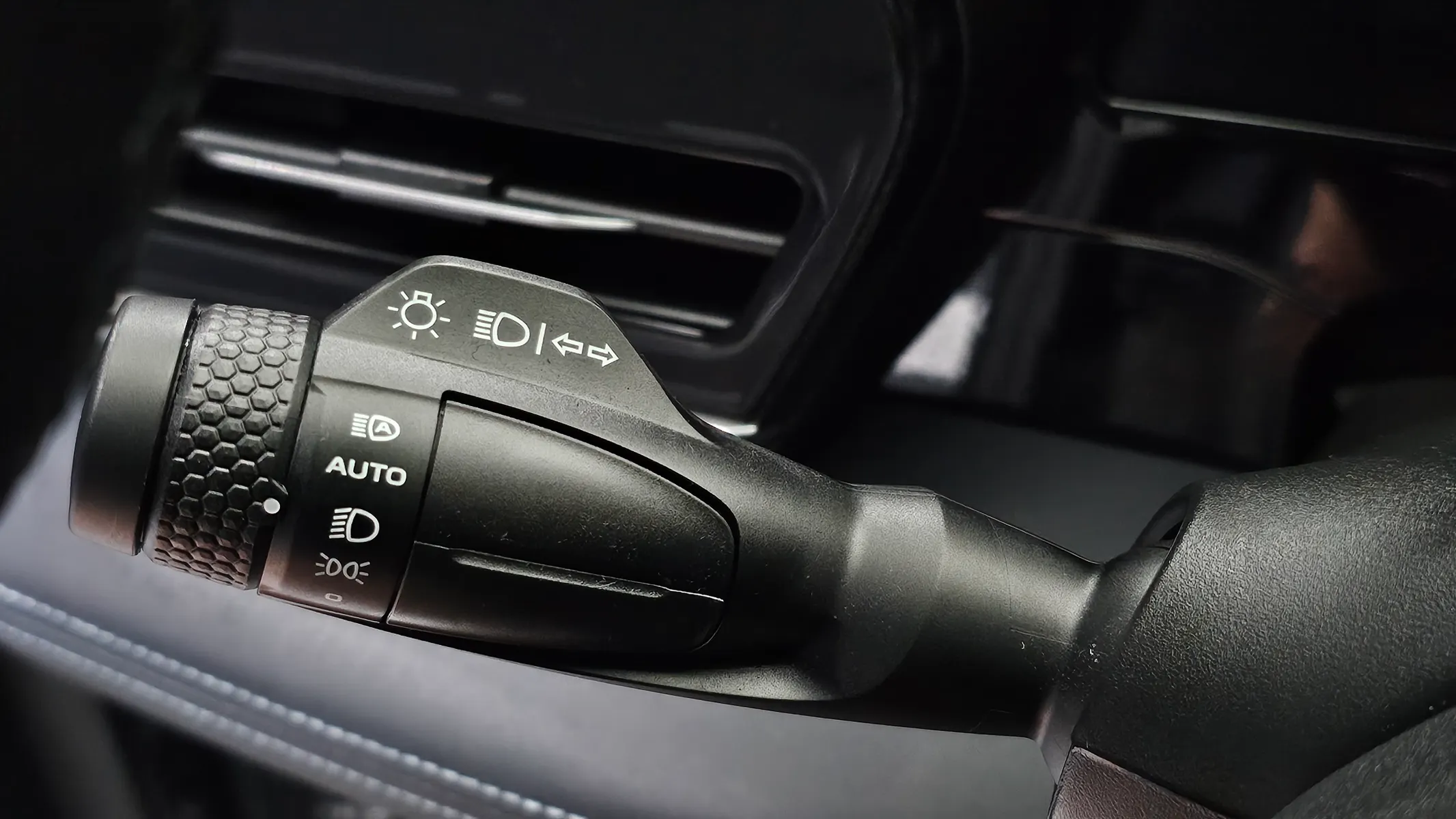 Renault Korea 그랑 콜레오스 1.5 E-TECH 2WD 2025 33/34