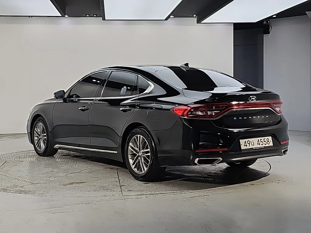 Hyundai IG 2.4 2018 2/5