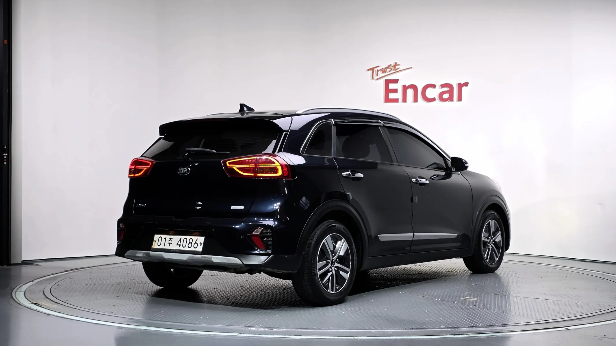 Kia 니로 1.6 HEV 2019 2/32